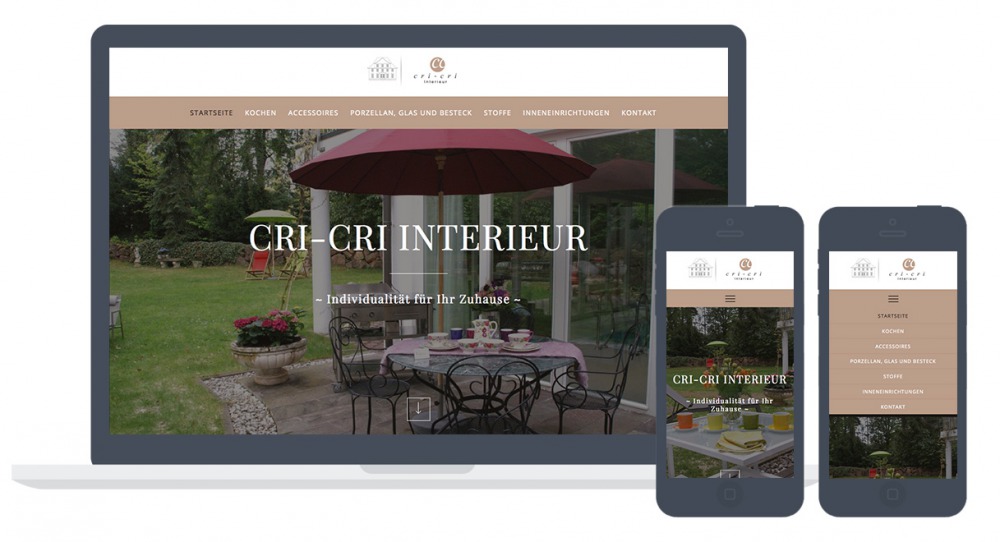 Screenshots einer Website mit Toggle-Navigation
